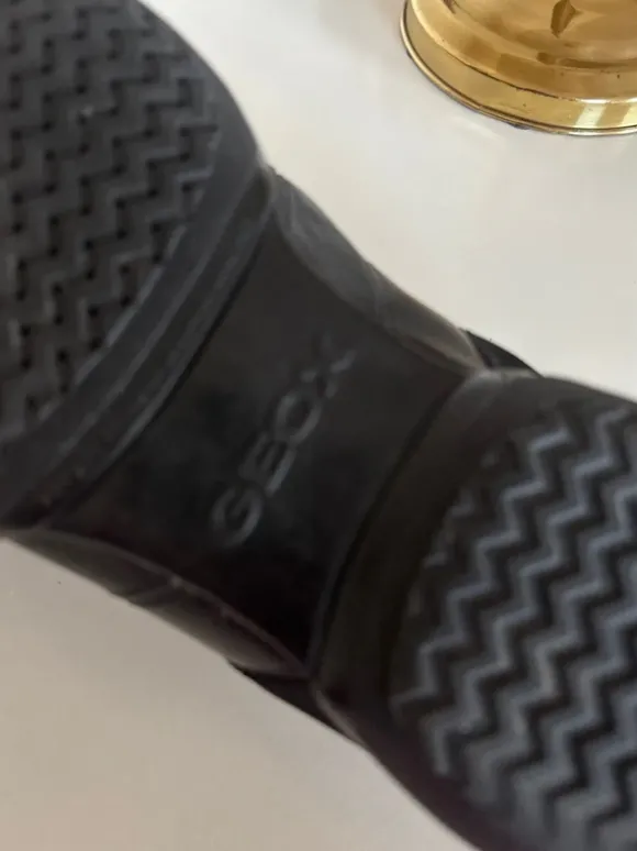 Geox schwarze Herrenschuhe