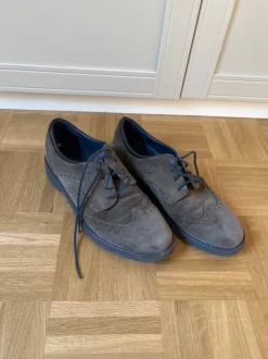 Geox Size 45 boat shoes brown blue