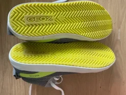 Geox Sneaker mit Reisverschluss und Schnürung