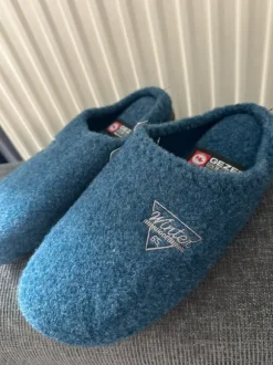 Gezer Warme, dunkelblaue Hausschuhe - Neu mit Etikett