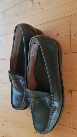 G.H. Bass Weejuns Loafer 45 Dark Green