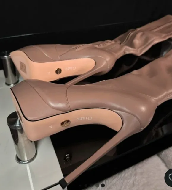 Giaro Overknee High Heels Plateau Boots Nude Beige – Neu mit Etikett – Gr. 37