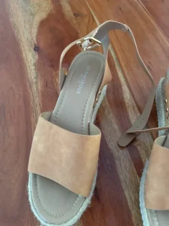 Glamorous Wide Fit Plateausandalen / Espadrilles – Beige/Camel