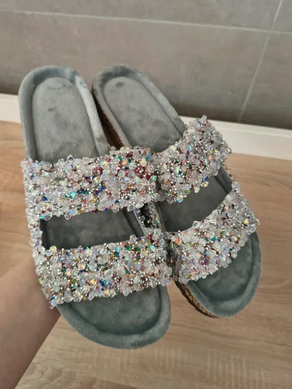 Glitzer Glitter Steinchen Schlappen Slipper Sandalen grau 44