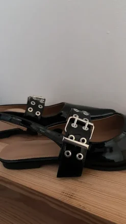 glänzende spitze Pantoletten/Sandalen/Sling Ballerinas