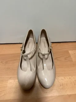 Graceland Lack-Pumps Mary Jane Style Gr. 38