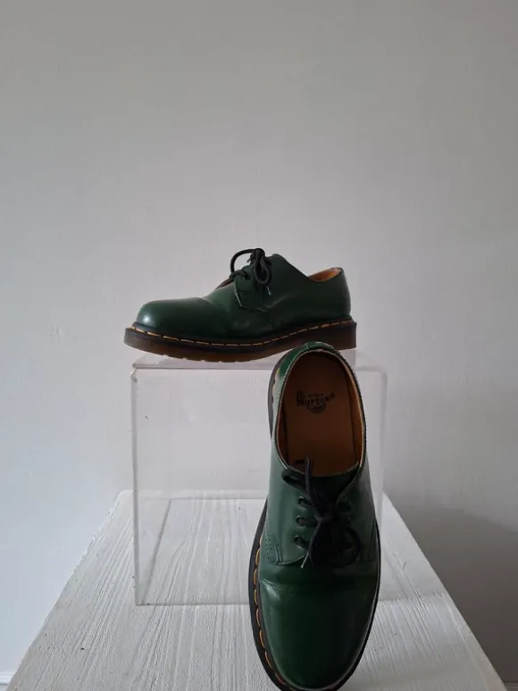 groene dr. Martens maat 38