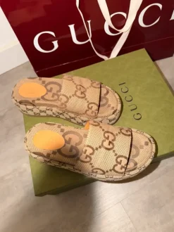 Gucci slippers