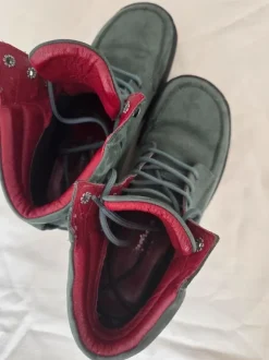 Gudrun Sjödén Stiefel dunkelblau grün und rot