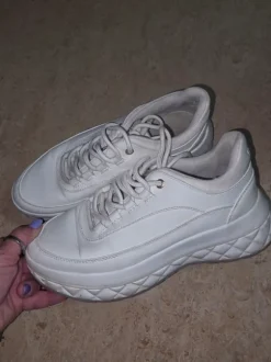 Guess sneakers gr 38