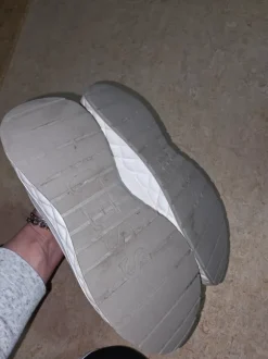 Guess sneakers gr 38