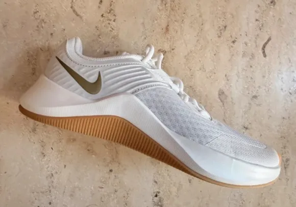 Gym Sportschuhe NIKE Gr. 38