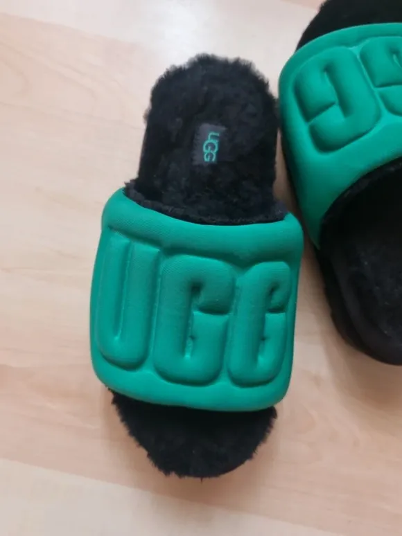 Hausschuh von UGG 36 sehr gut