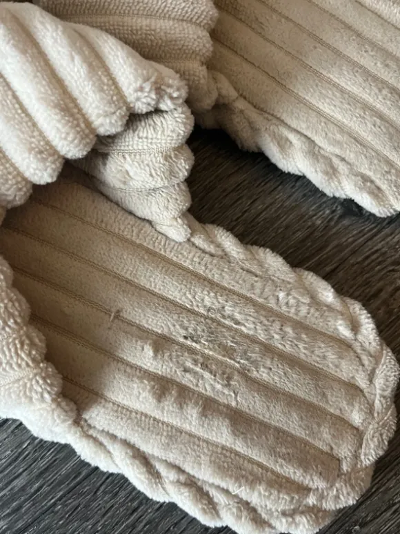 Hausschuhe beige