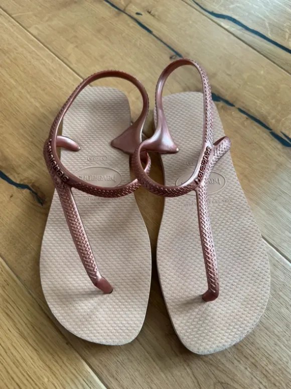 Havaianas Flip Flops / Sandalen