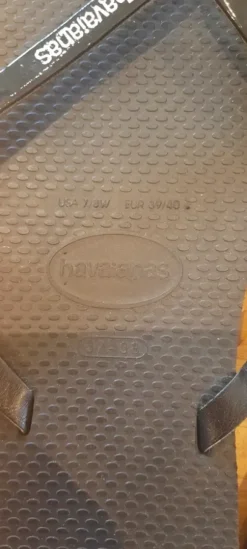 Havaianas noires 37/38 comme neuves