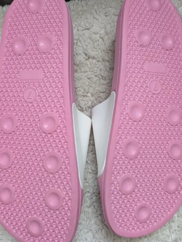 Hello Kitty Slides / Badelatschen 🩷