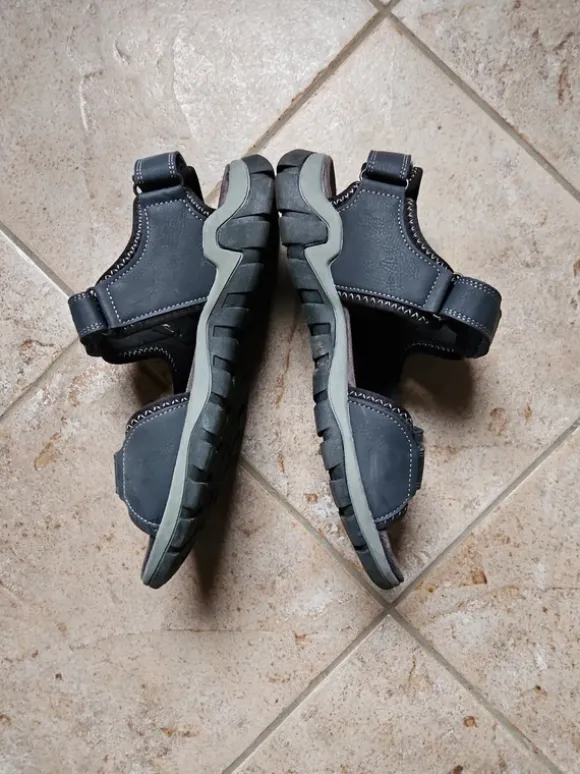 Herren Sandalen Größe 44