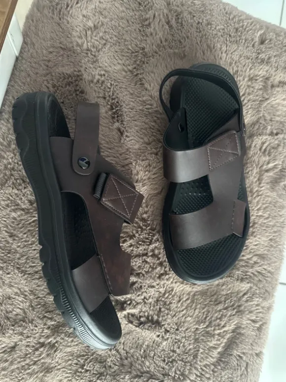 Herren Sandalen Schlappen Neu passt bis Gr.41 dunkelbraun schwarz Klettverschluß leicht