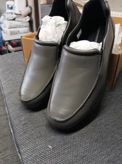 Herren schuhe top gr 42.5 grau