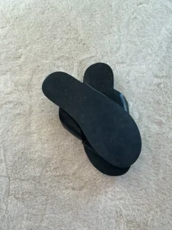 Herrenpantoffeln von COS schwarz