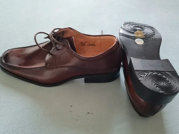 Herrenschuhe