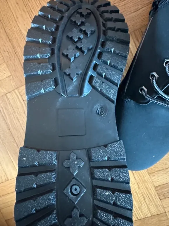 Herrenschuhe Neu mit Karton.