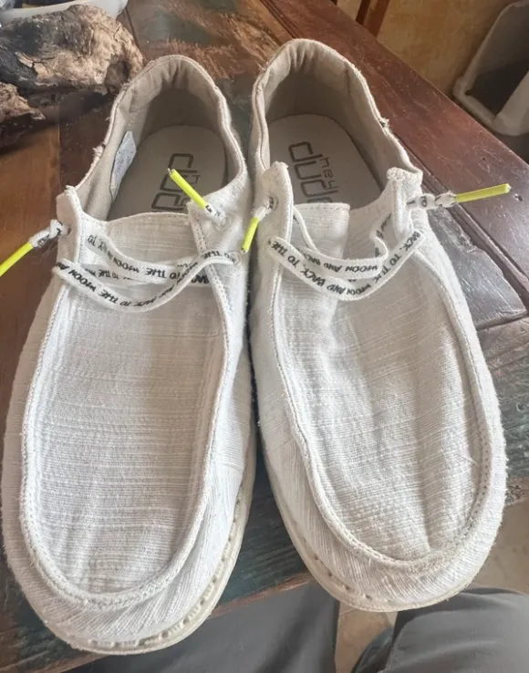 Hey dude Schuhe Slipper Gr. 41 creme Farben