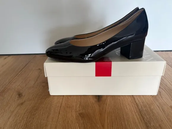 Högl Pumps schwarz Lackleder Größe 39,5