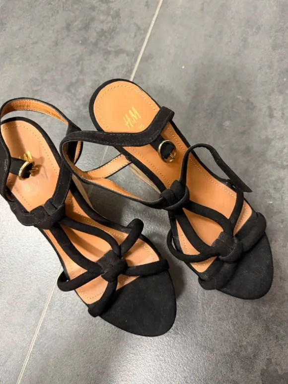H&M - Plateau Wedges Sandalen, Keilabsatz