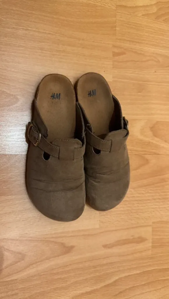 H&M Pantoletten