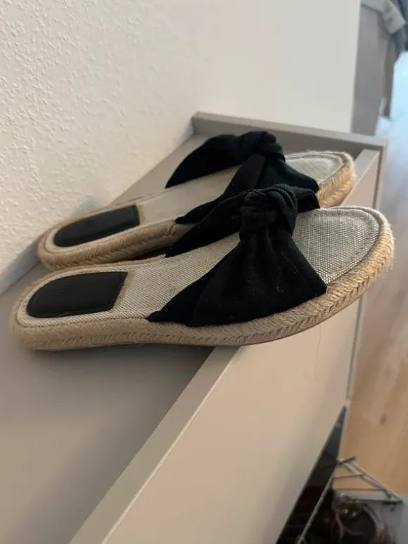 H&M Sandalen