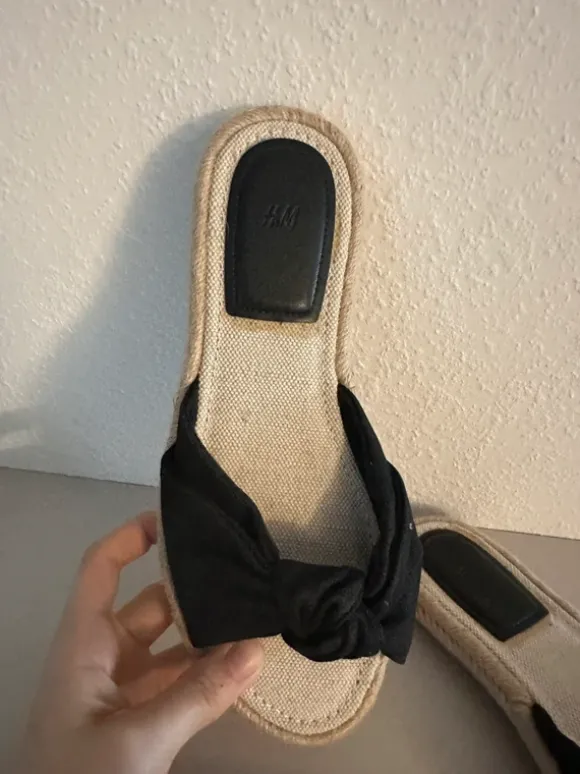 H&M Sandalen