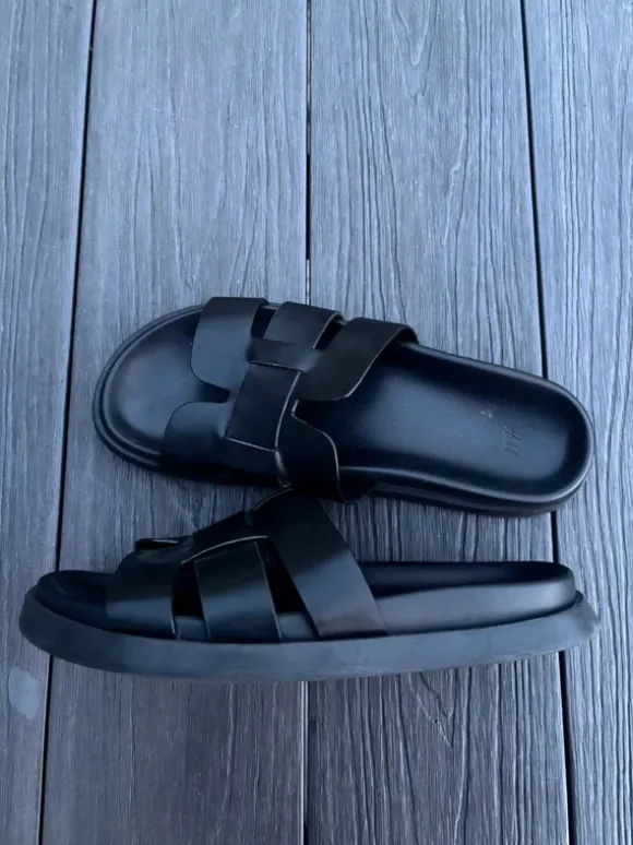 H&M Sandalen / Schlappen – Schwarz – Gr. 40 – sehr guter Zustand 🖤