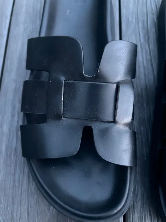 H&M Sandalen / Schlappen – Schwarz – Gr. 40 – sehr guter Zustand 🖤