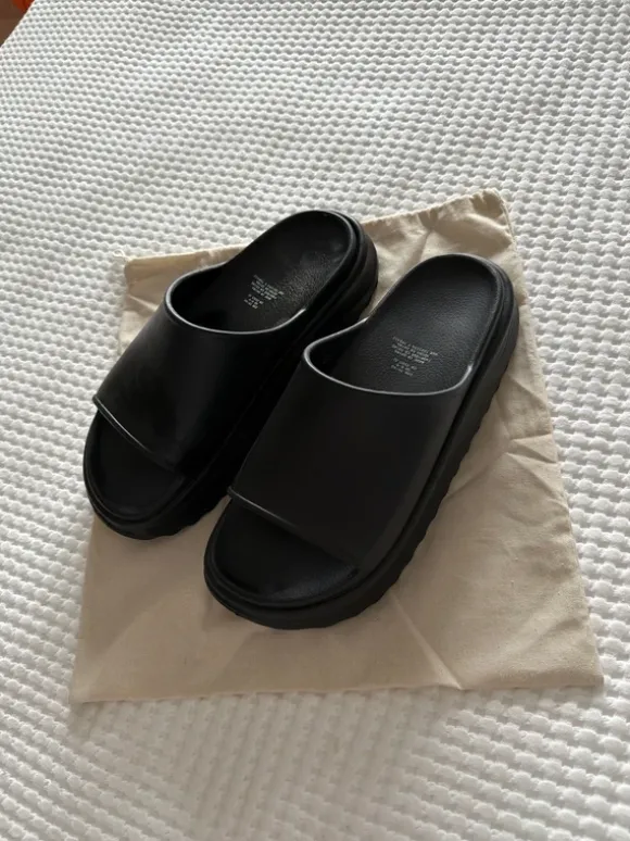 H&M slipper Plateau schwarz 39/40