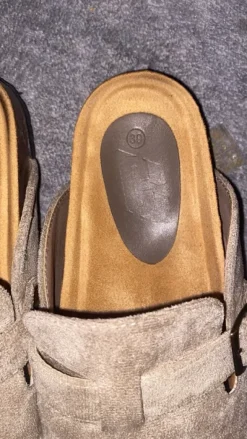 Ähnliche Brikenstocks