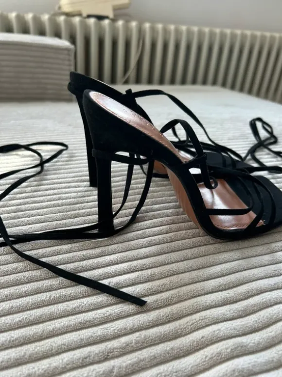 Hohe Schuhe zum schnüren von ASOS