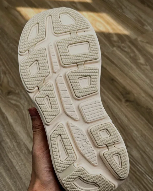 HOKA Bondi 9