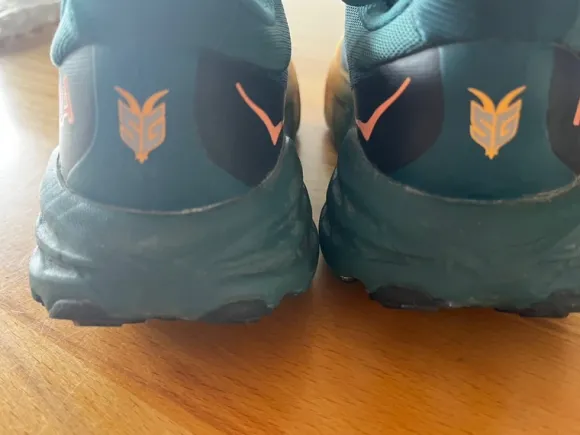 Hoka Gore-tex Größe 42, Modell One One