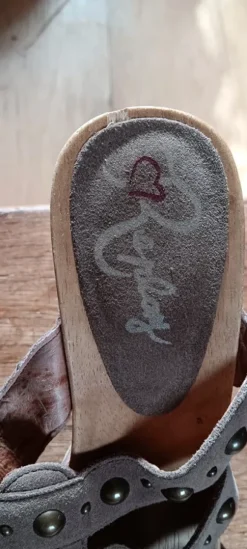 Houten slippers met hak merk Replay maat 39