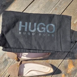 Hugo boss ballerina's flats, beige suede maat 38