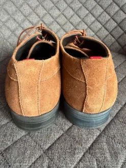 Hugo Boss Derby-Schuhe aus Wildleder Braun