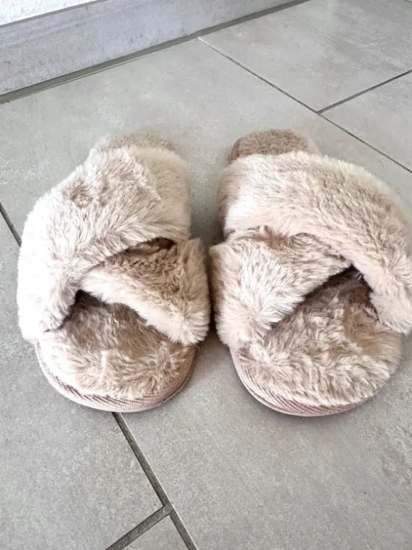 Hunkemöller Kuschel Puschel Hausschuhe Slipper