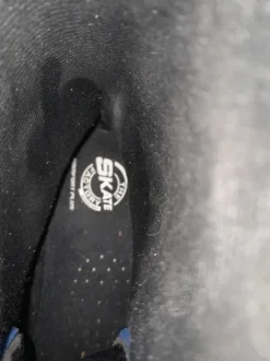 Inlinesakter blau plus Zubehör schwarz