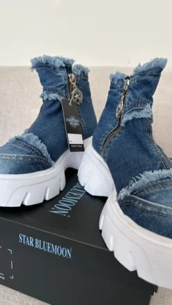 Jeans shoes