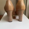 Jimmy Choo Pumps in hell beige , Gr 40, Absatzhöhe 9 cm