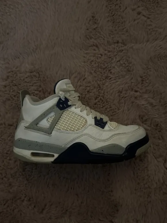 Jordan 4 midnight navy