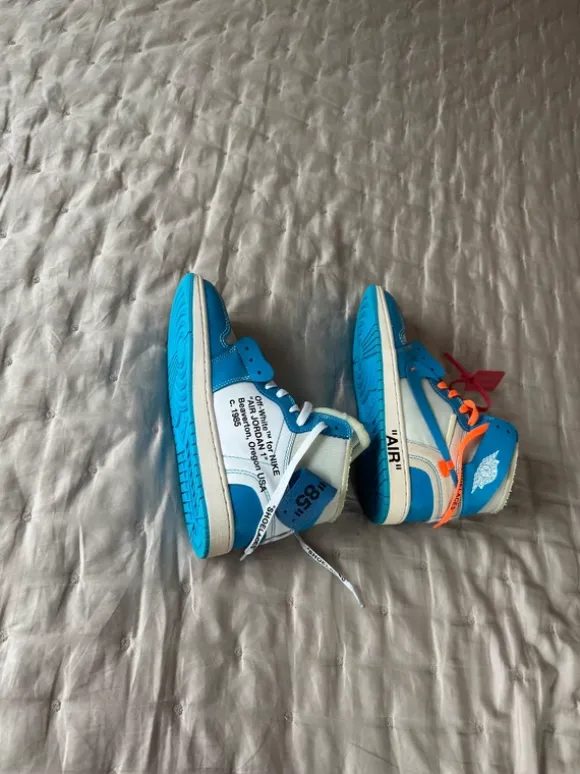 Jordan 1 Retro High Off-White hellblau