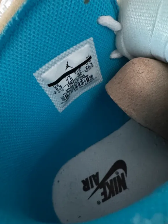 Jordan 1 Retro High Off-White hellblau